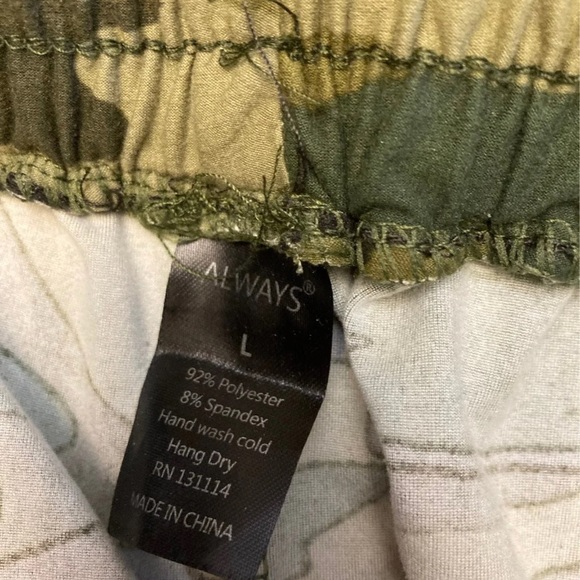 Camo joggers - Picture 4 of 4